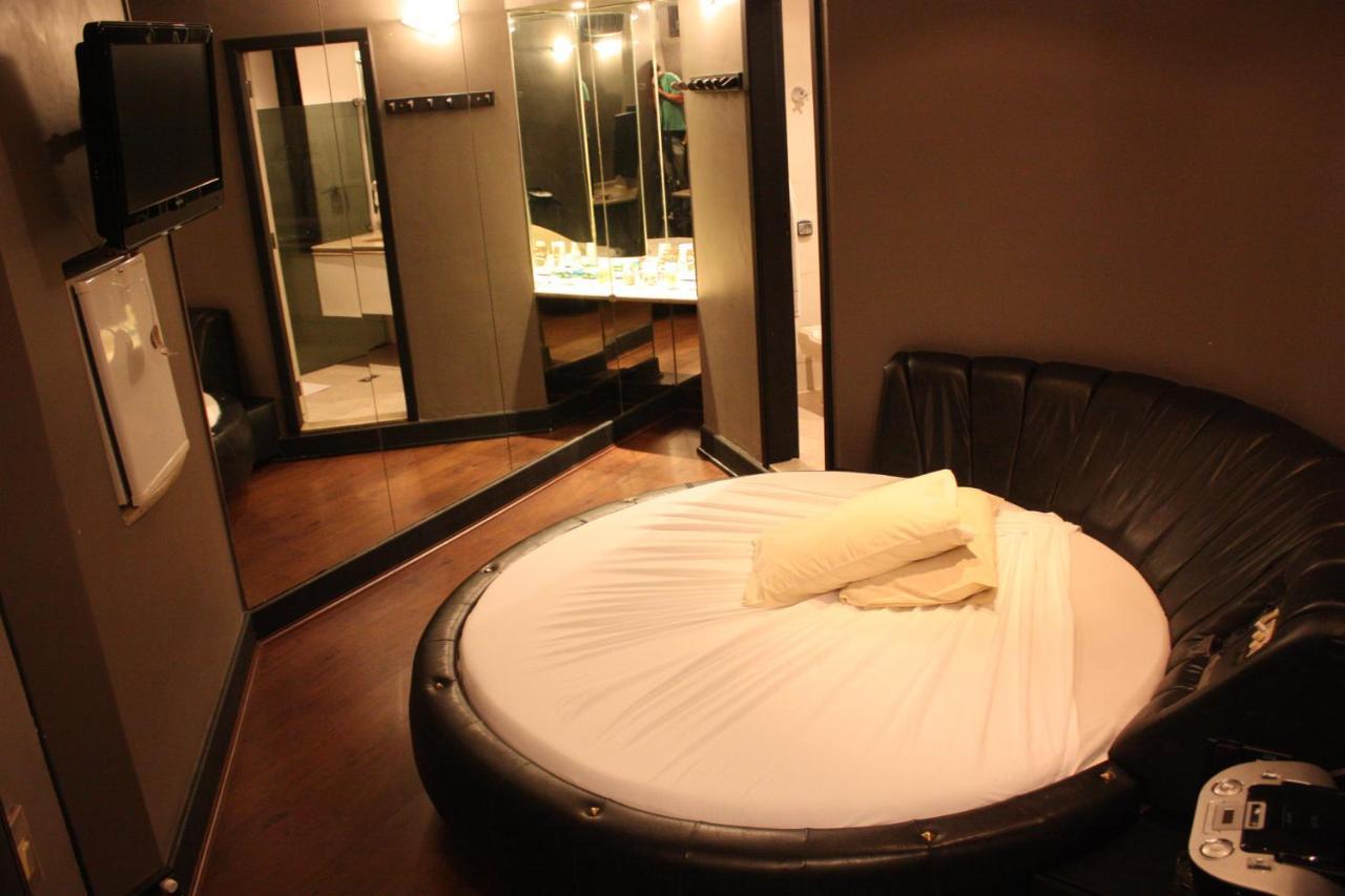 Snob Motel (Adults Only) Белу-Оризонти Экстерьер фото